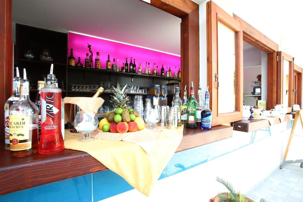 Partenone Resort Hotel Riace Marina Exterior photo